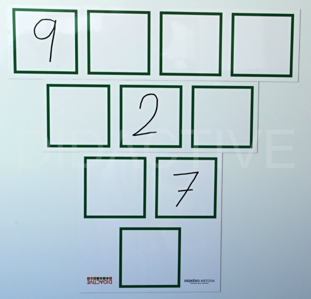 Součtové trojúhelníky na magnetickou tabuli